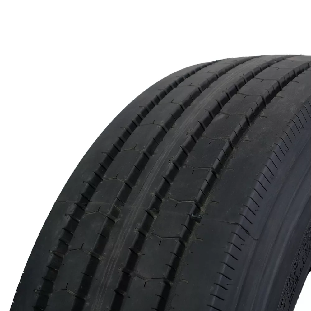 Грузовая шина 285/70 R19,5 Long March LM-216 18PR в Белоярский