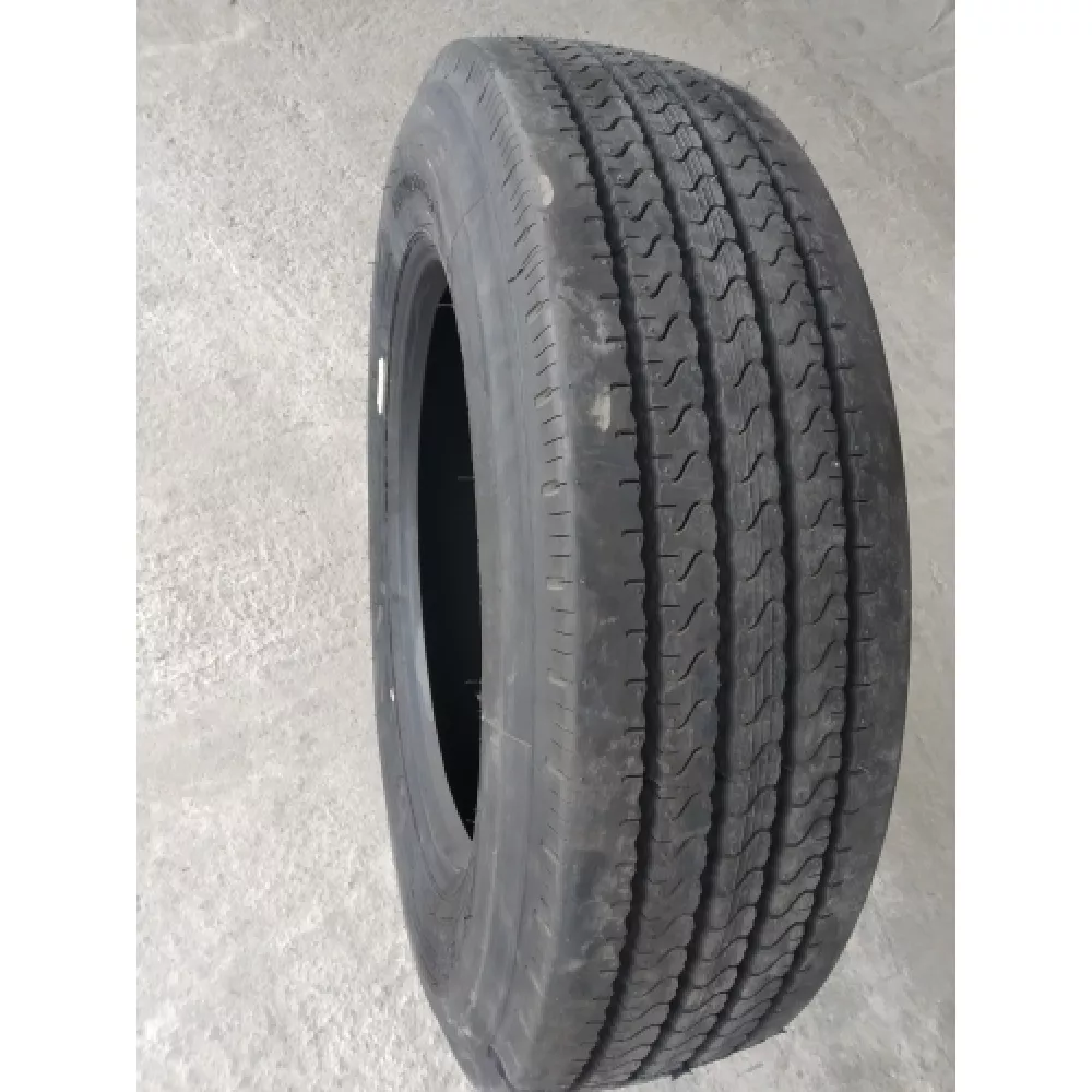 Грузовая шина 255/70 R22,5 Long March LM-120 16PR в Белоярский