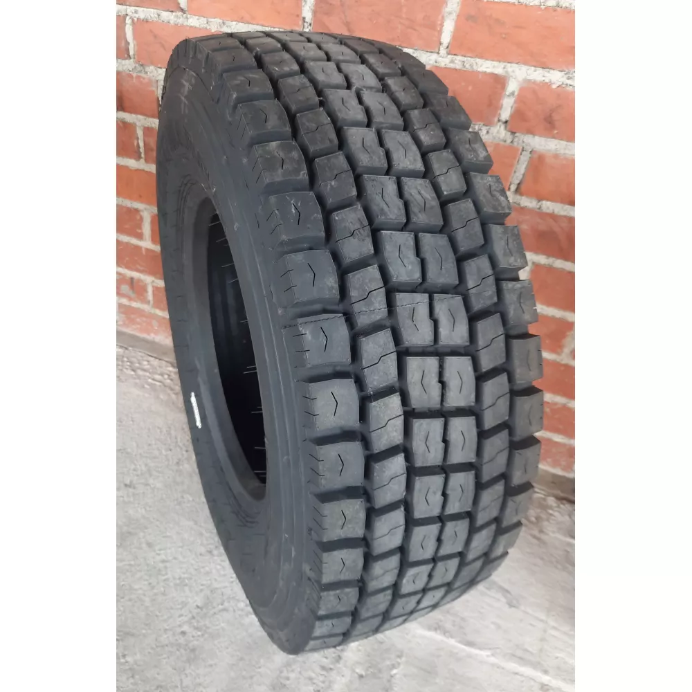 Грузовая шина 305/70 R19,5 Long March LM-329 18PR в Белоярский