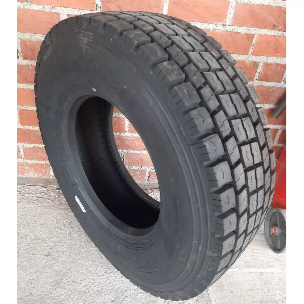 Грузовая шина 305/70 R19,5 Long March LM-329 18PR в Белоярский